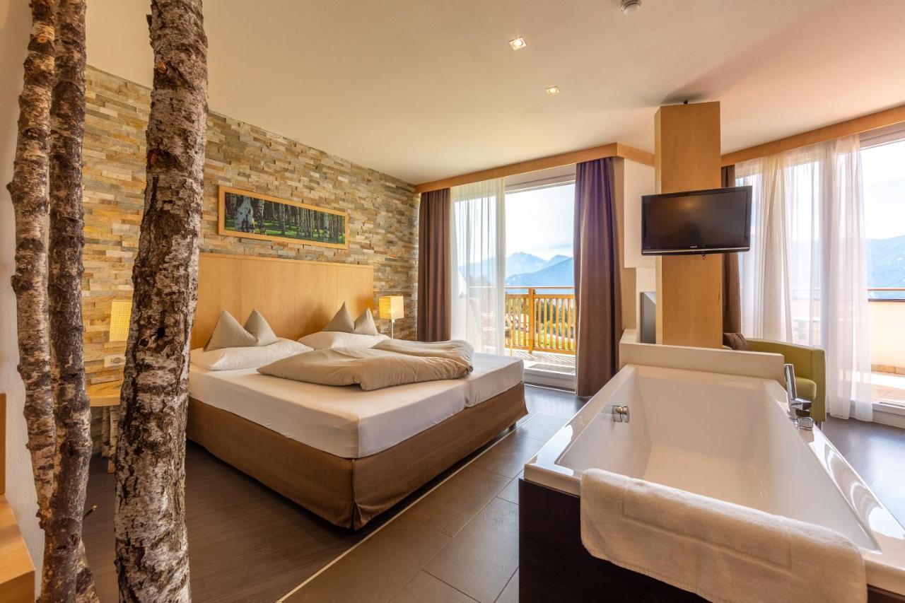 Hotel Amaten Brunico Exterior photo