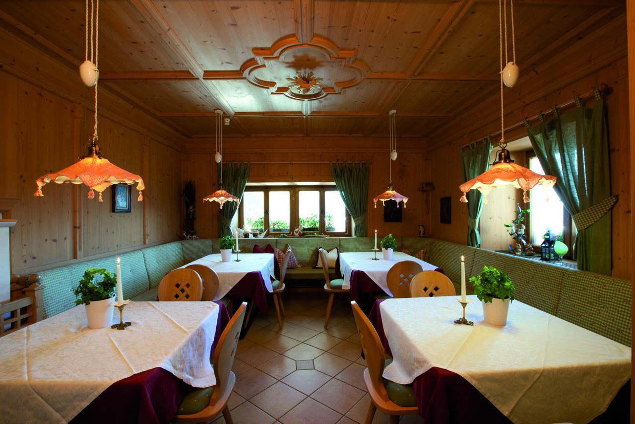 Hotel Amaten Brunico Exterior photo